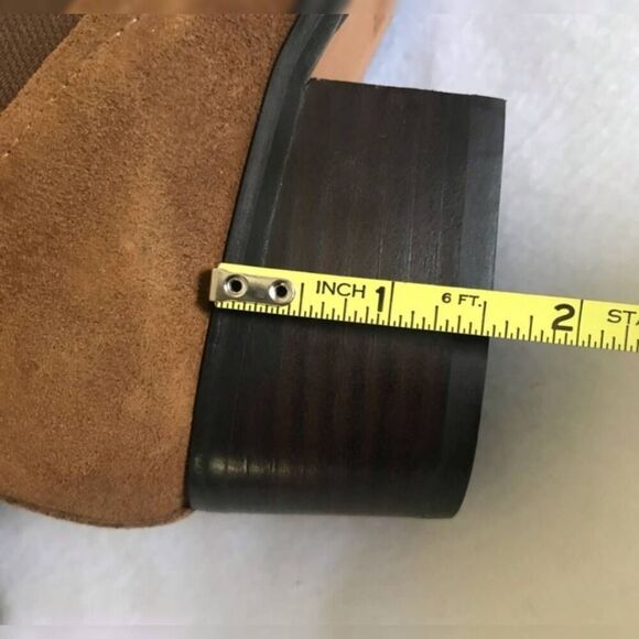 Donald Pliner Darla Brown Suede Perforated Western Chelsea Ankle Boots Booties 6 - Picture 9 of 10